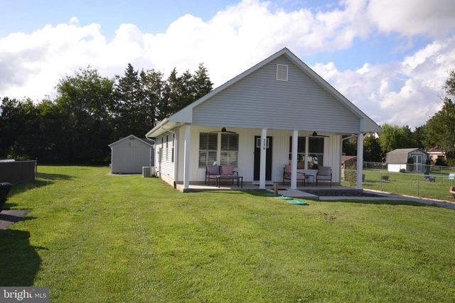 239 BROAD ST, Elmer, NJ 08318