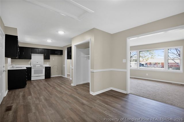 1910 Stockton Drive, Fayetteville, NC 28304