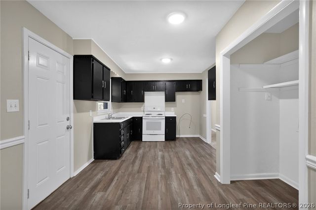 1910 Stockton Drive, Fayetteville, NC 28304