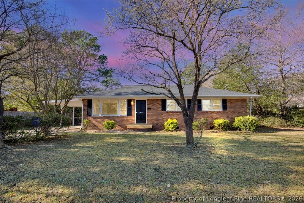 1910 Stockton Drive, Fayetteville, NC 28304