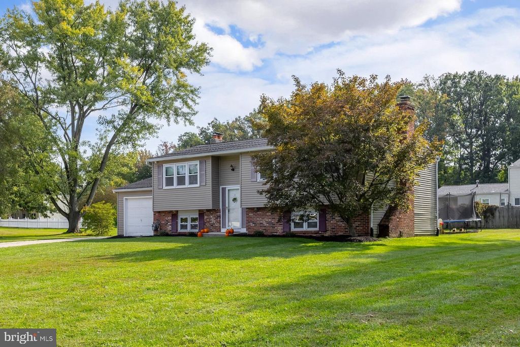 90 MYRTLE AVE, MICKLETON, NJ 08056 — photo 2