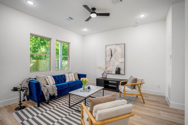 4201 Oats St C, Houston, TX 77020