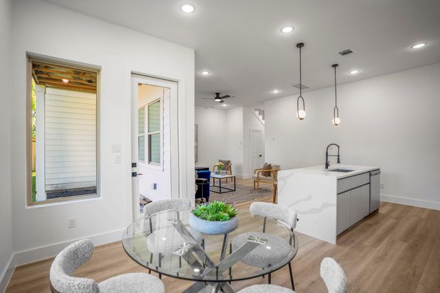 4201 Oats St C, Houston, TX 77020