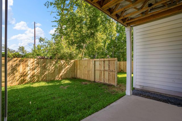4201 Oats St C, Houston, TX 77020