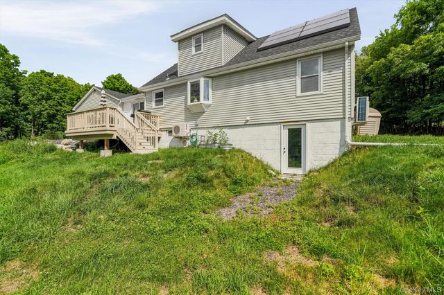 80 Burlingham Road, Pine Bush, NY 12566