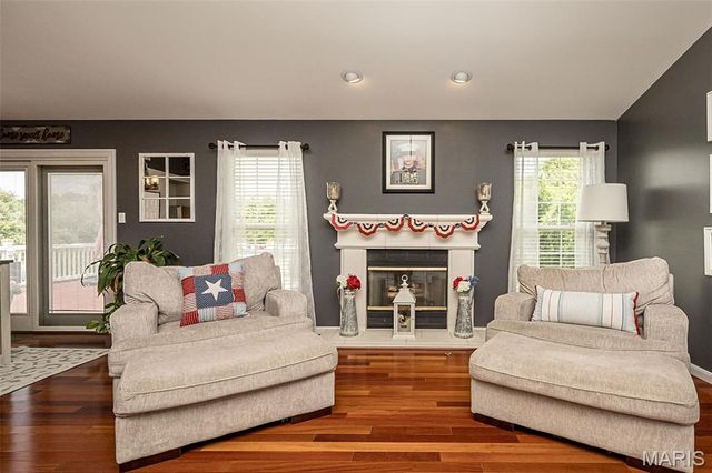 542 Kings Manor, O'fallon, MO 63368