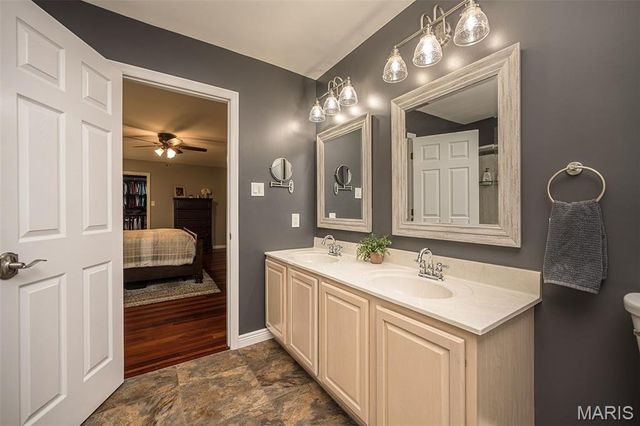 542 Kings Manor, O'fallon, MO 63368