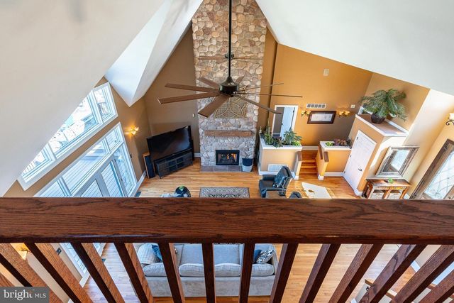 1006 FARM LN, Ambler, PA 19002