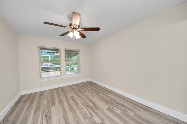 10521 Chesterfield Drive, Houston, TX 77051