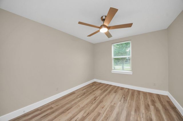 10521 Chesterfield Drive, Houston, TX 77051