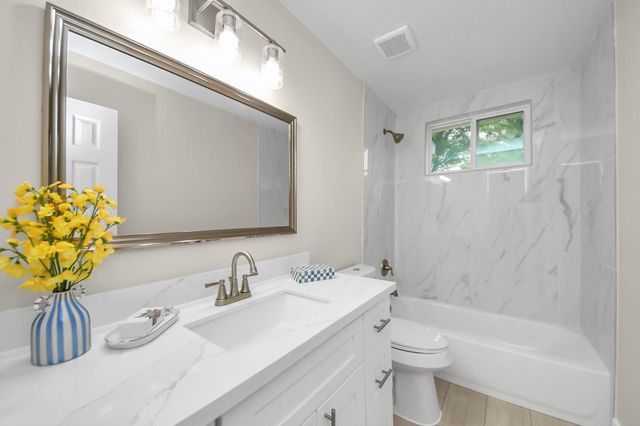 10521 Chesterfield Drive, Houston, TX 77051
