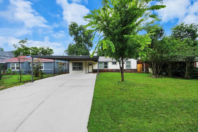 10521 Chesterfield Drive, Houston, TX 77051