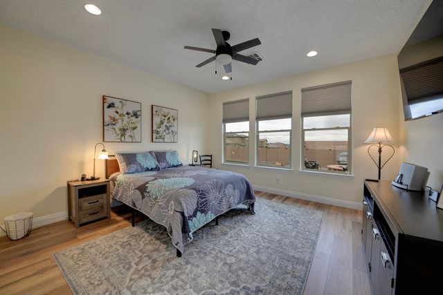 2768 Kings Canyon Loop NE, Rio Rancho, NM 87144