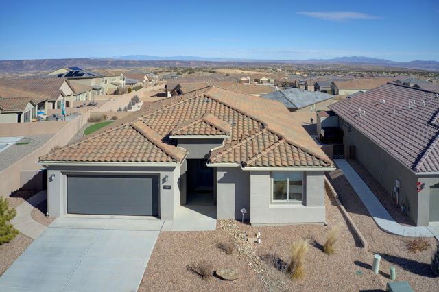 2768 Kings Canyon Loop NE, Rio Rancho, NM 87144