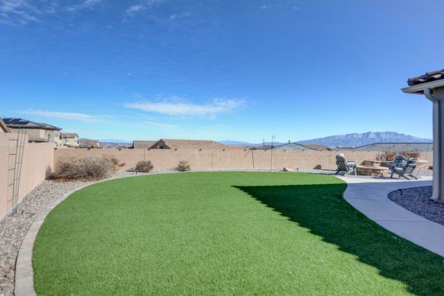 2768 Kings Canyon Loop NE, Rio Rancho, NM 87144
