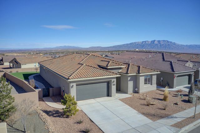 2768 Kings Canyon Loop NE, Rio Rancho, NM 87144