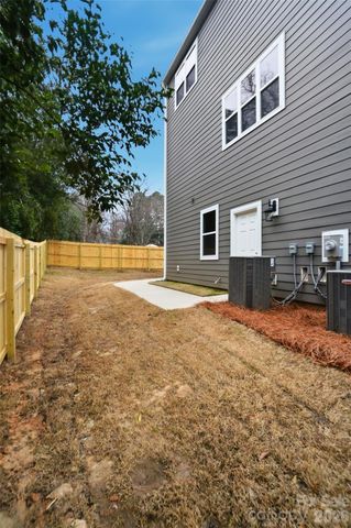 8935 Sharonbrook Drive, Charlotte, NC 28210