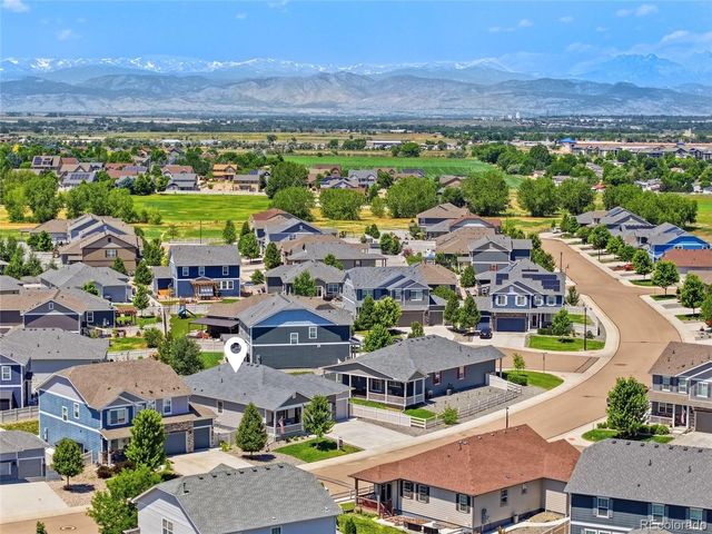 10447 Stagecoach Ave, Longmont, CO 80504