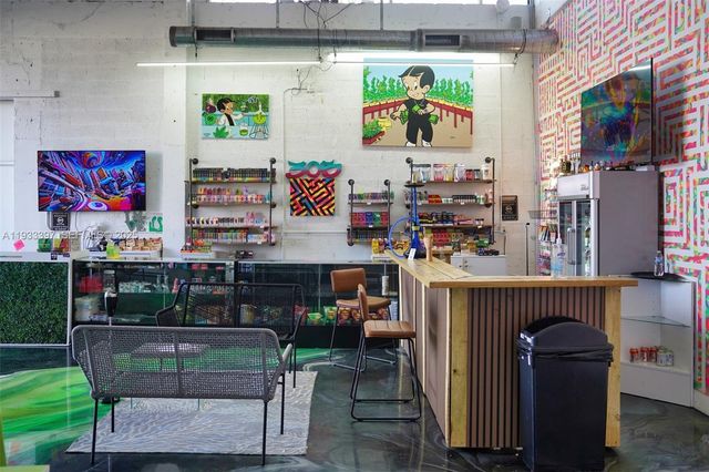 7700 NW 56th St, Doral, FL 33166