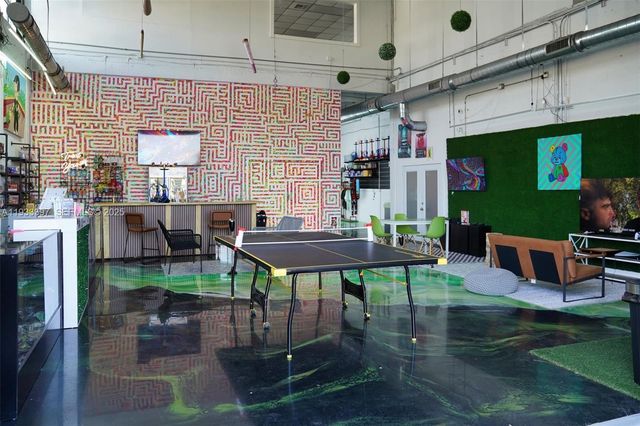 7700 NW 56th St, Doral, FL 33166