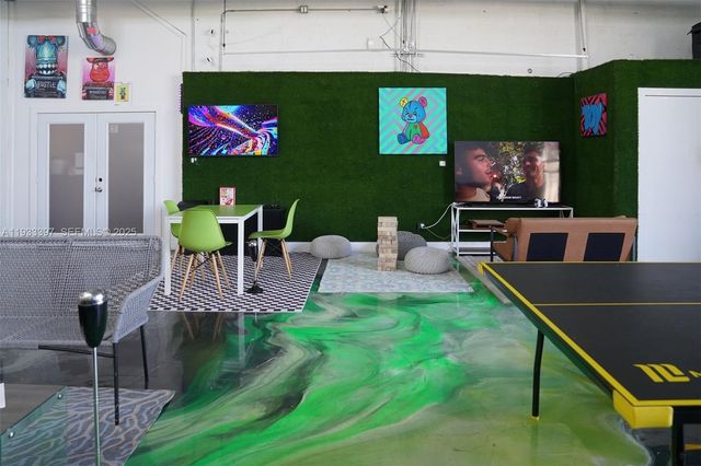 7700 NW 56th St, Doral, FL 33166