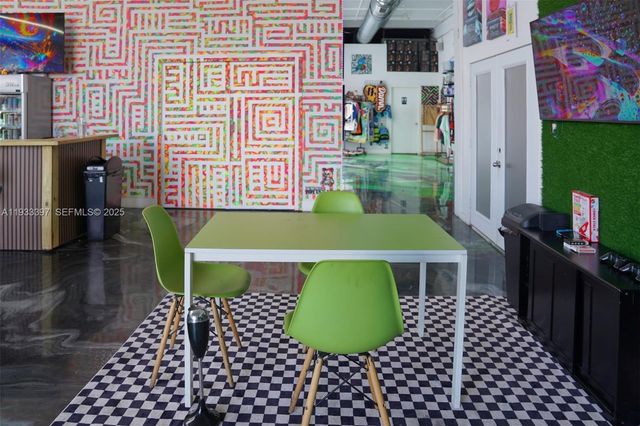 7700 NW 56th St, Doral, FL 33166