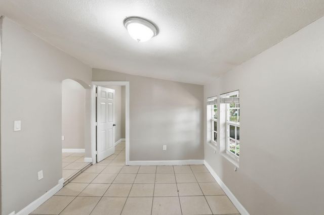 7604 NW 3rd Avenue, Miami, FL 33150