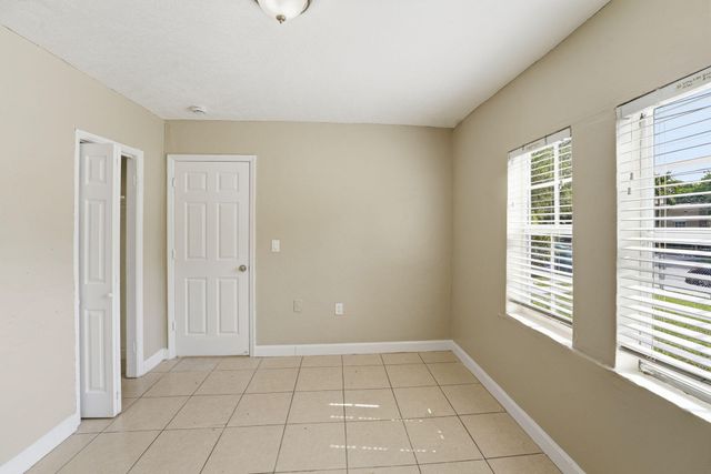 7604 NW 3rd Avenue, Miami, FL 33150