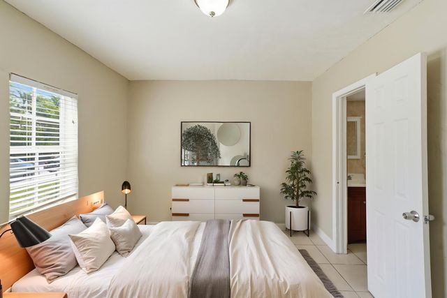 7604 NW 3rd Avenue, Miami, FL 33150
