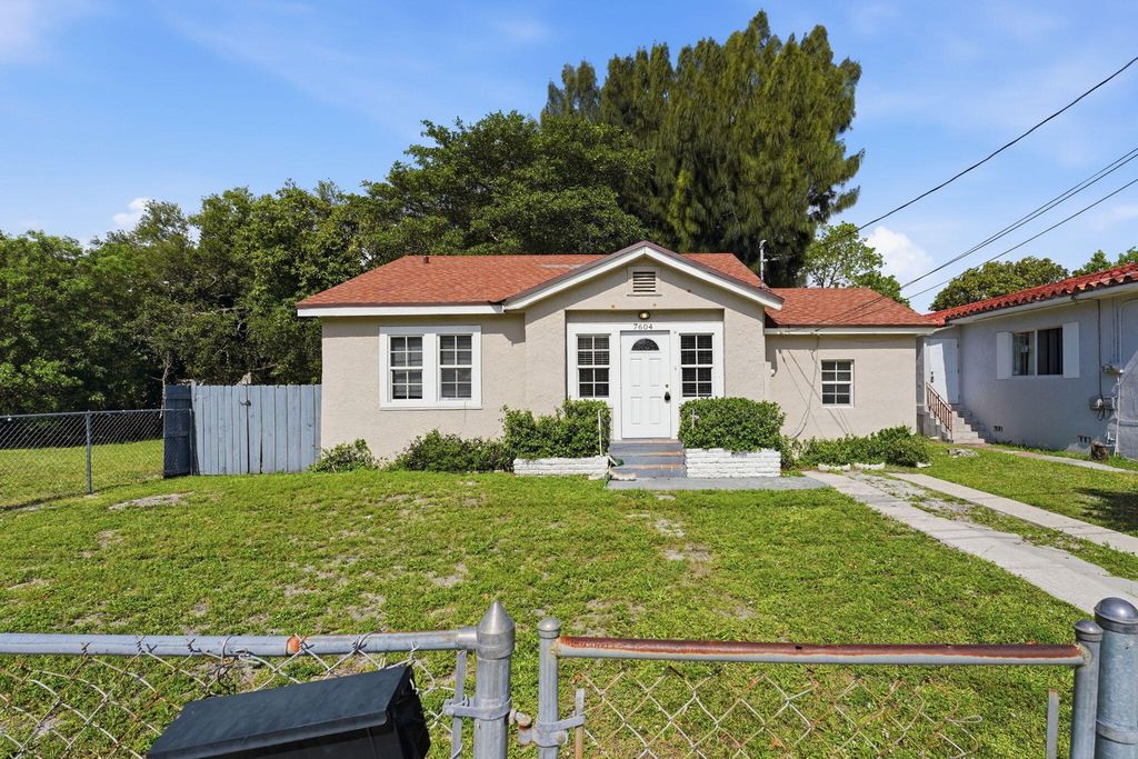 7604 NW 3rd Avenue, Miami, FL 33150