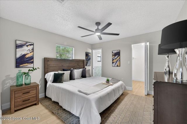 1582 Giles Street NW, Palm Bay, FL 32907