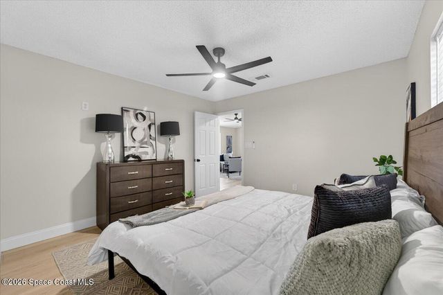1582 Giles Street NW, Palm Bay, FL 32907
