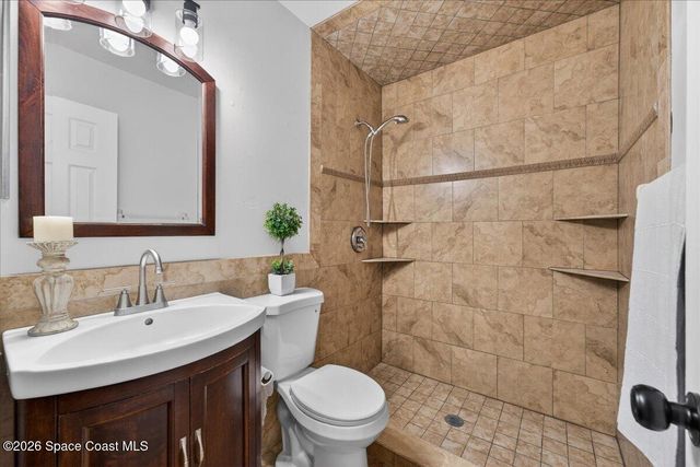 1582 Giles Street NW, Palm Bay, FL 32907