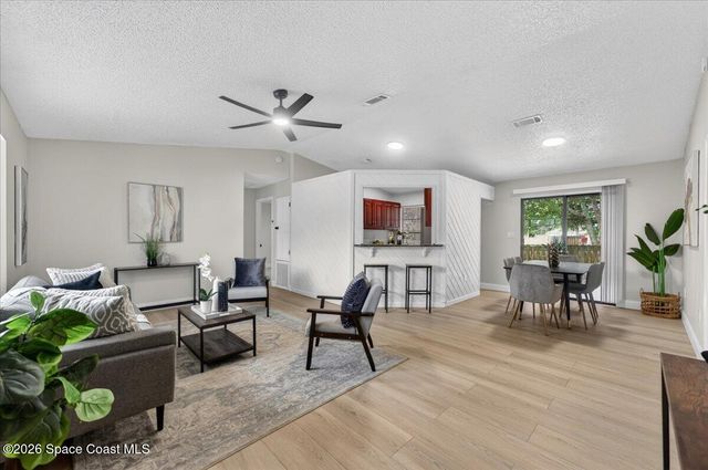 1582 Giles Street NW, Palm Bay, FL 32907