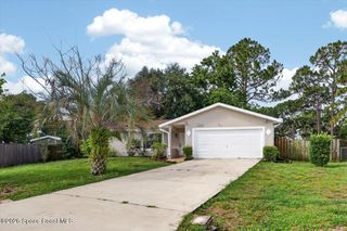 1582 Giles Street NW, Palm Bay, FL 32907