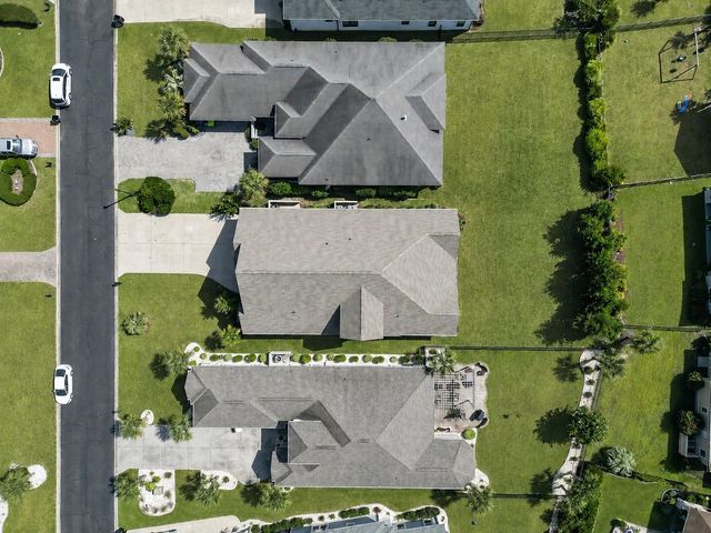 2021 Hideaway Point, Myrtle Beach, SC 29579