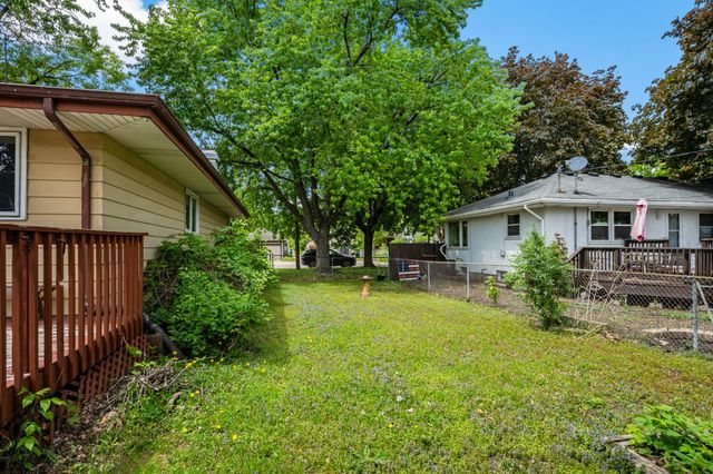 228 Duke Street, Saint Paul, MN 55102