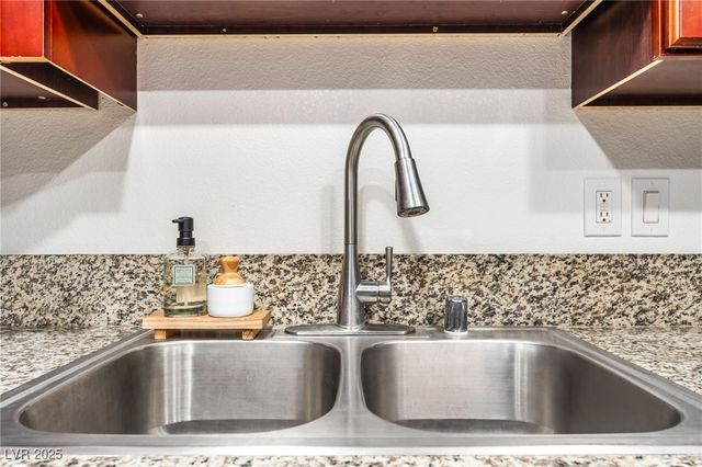 3151 Soaring Gulls Drive 1100, Las Vegas, NV 89128