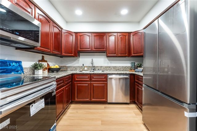 3151 Soaring Gulls Drive 1100, Las Vegas, NV 89128