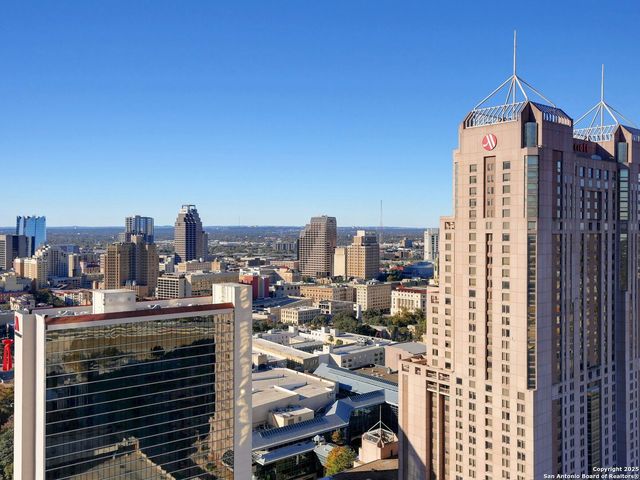 610 E Market St Unit 2816, San Antonio, TX 78205