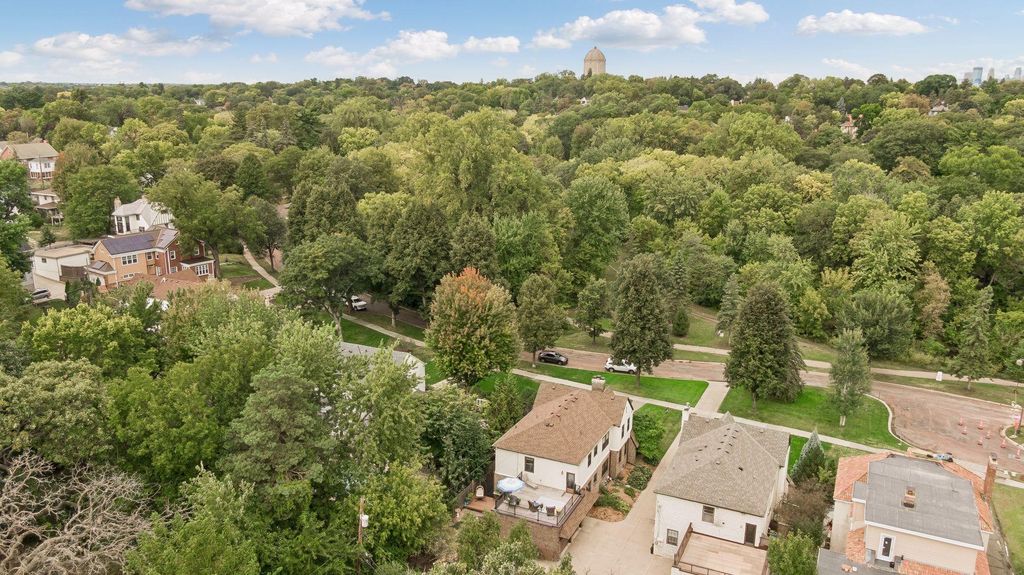 215 W Minnehaha Parkway, Minneapolis, MN 55419 — photo 2