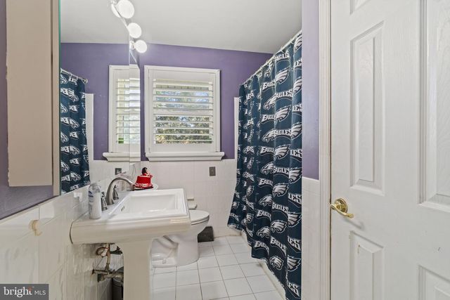409 BRADFORD RD, Cherry Hill, NJ 08034