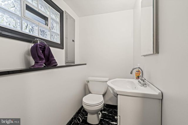 409 BRADFORD RD, Cherry Hill, NJ 08034