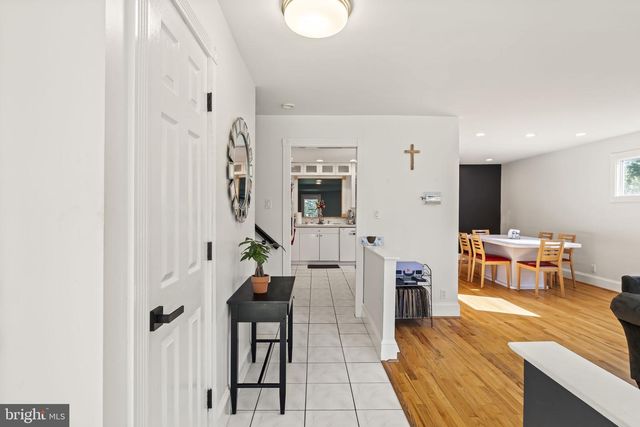 409 BRADFORD RD, Cherry Hill, NJ 08034