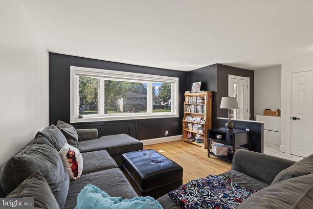 409 BRADFORD RD, Cherry Hill, NJ 08034