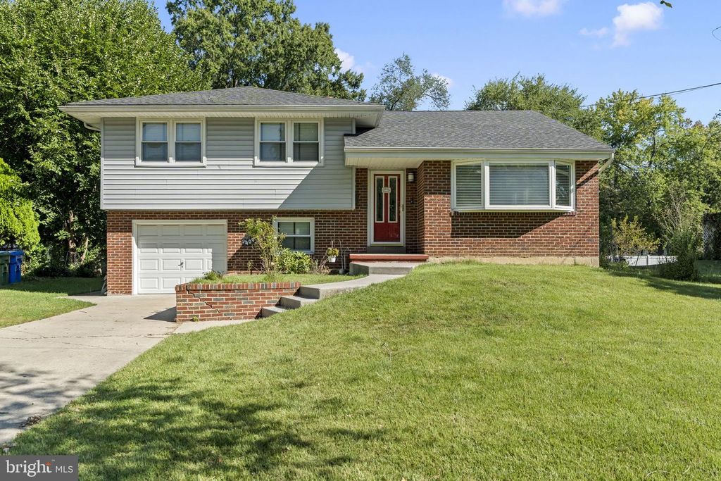 409 BRADFORD RD, Cherry Hill, NJ 08034