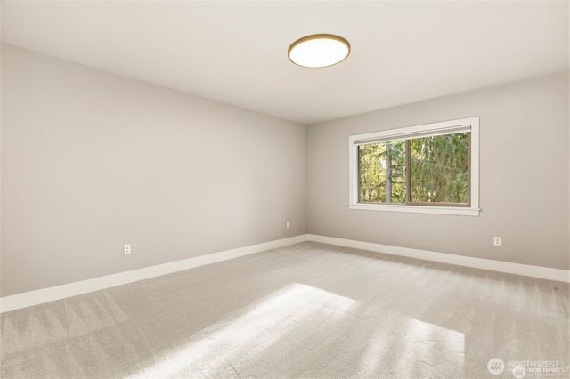 12055 SE May Creek Park Drive, Newcastle, WA 98056