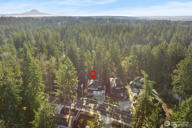 12055 SE May Creek Park Drive, Newcastle, WA 98056