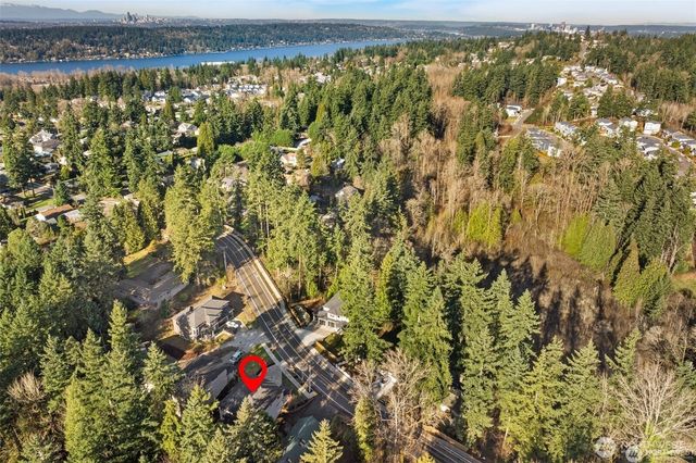 12055 SE May Creek Park Drive, Newcastle, WA 98056