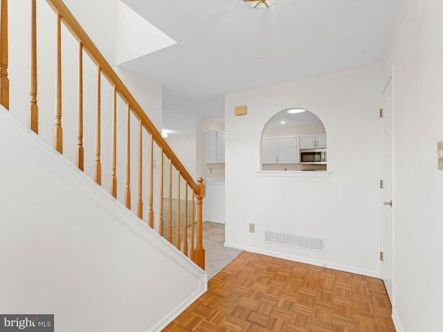 18 ANNES CT, Sewell, NJ 08080